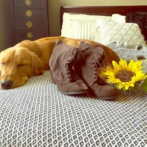 Qupid Brown Boots